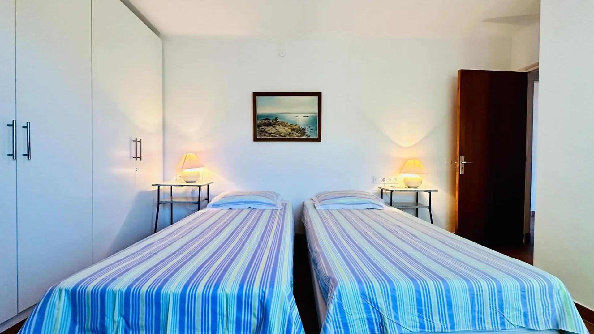 Appartement Barca - Apartamento Con Acceso Directo A La Playa Roses Spanje