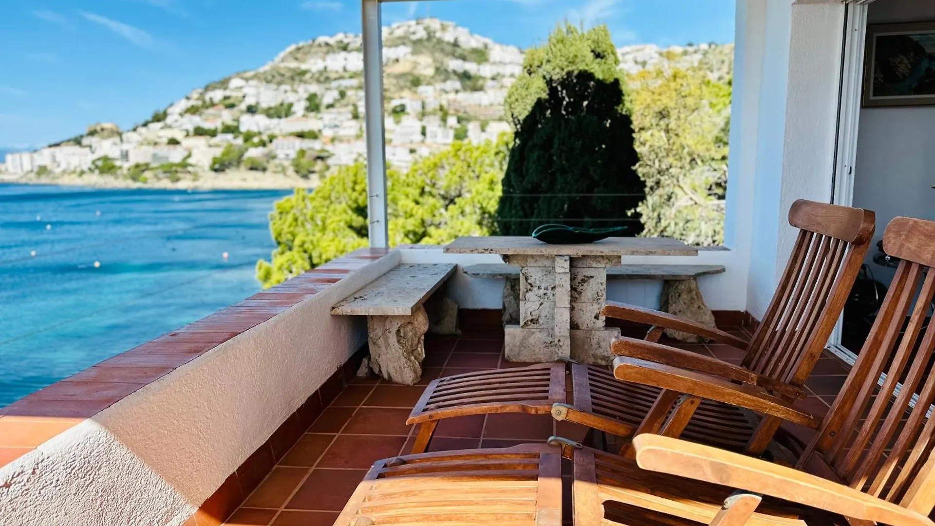 Barca - Apartamento Con Acceso Directo A La Playa Roses Appartement